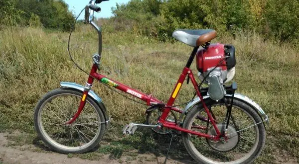 Cykel med trimmermotor med dine egne hænder - hvordan man laver det